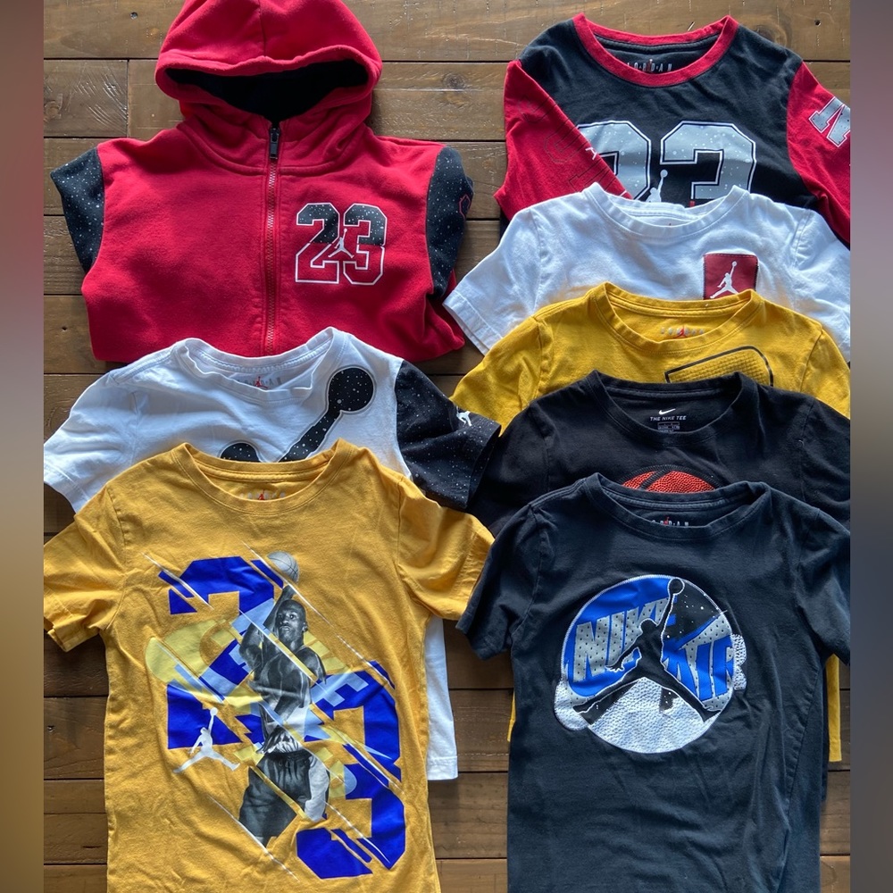 🏀Air Jordan Nike🏀 8 boy tops